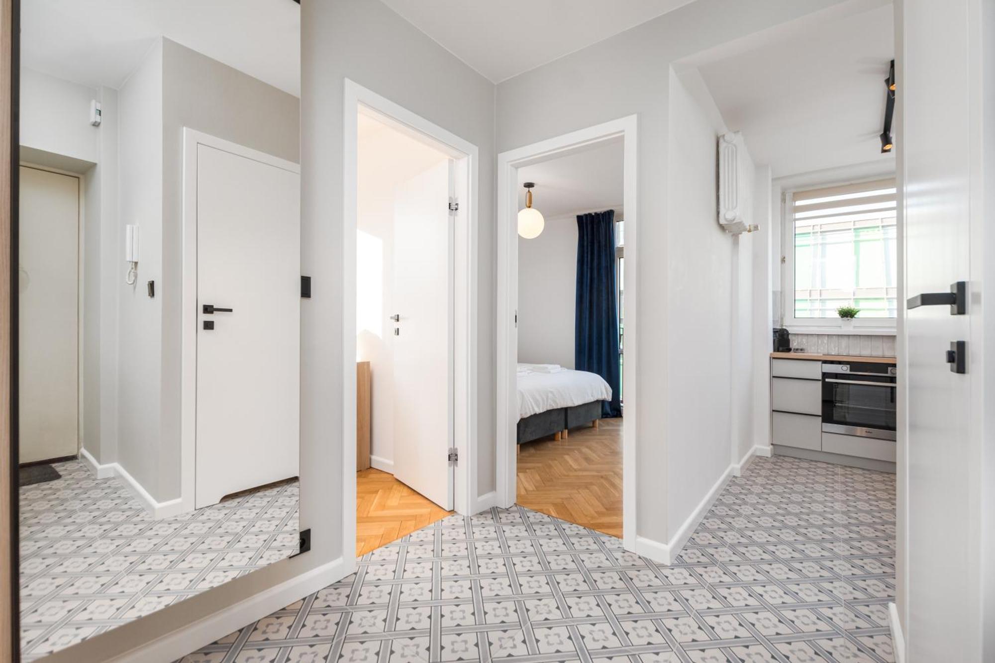3 Bedroom Apartment Lipowa By Your Freedom Warschau Exterior foto